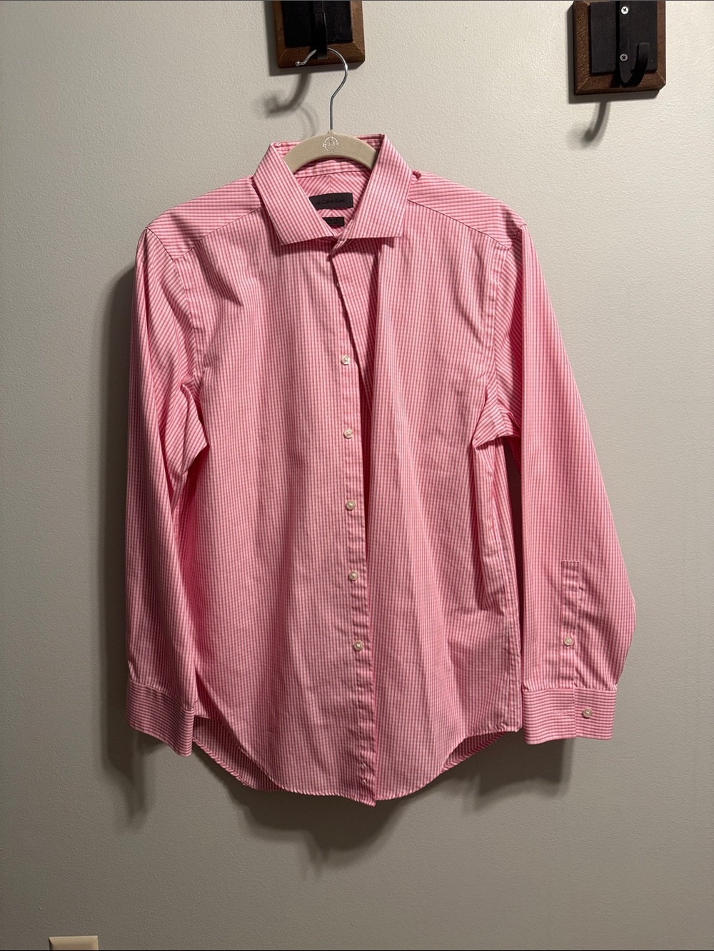 Calvin Klein Men's Pink Gingham Dress Shirt slim fit 16/32-33